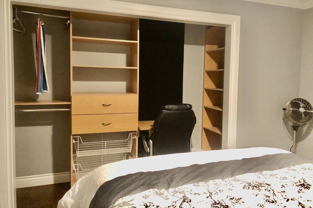 Photo of Bedroom in Huntington Beach