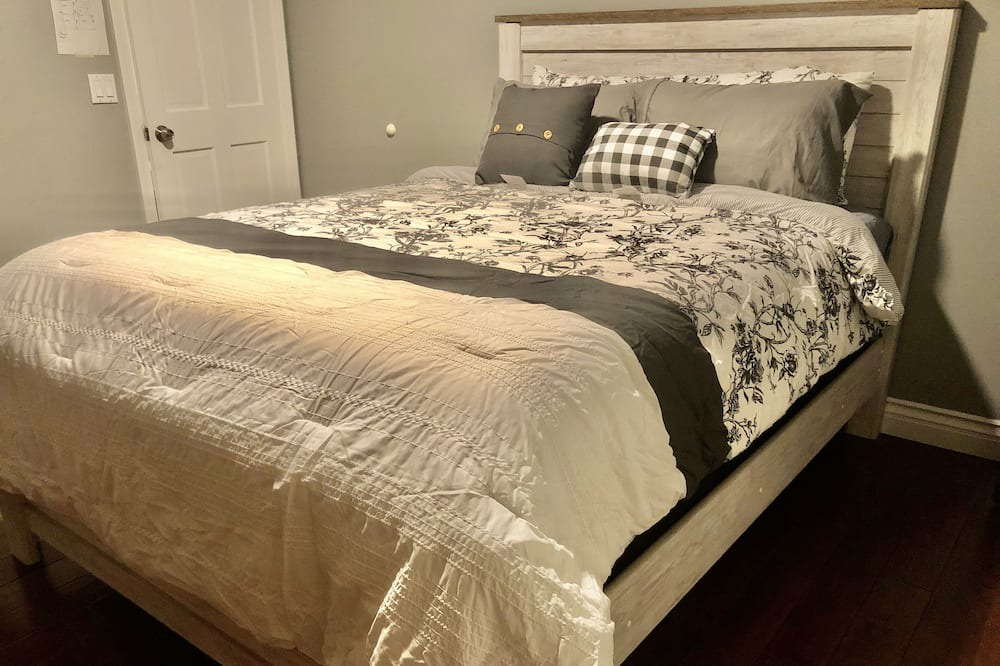 Photo of Bedroom in Huntington Beach