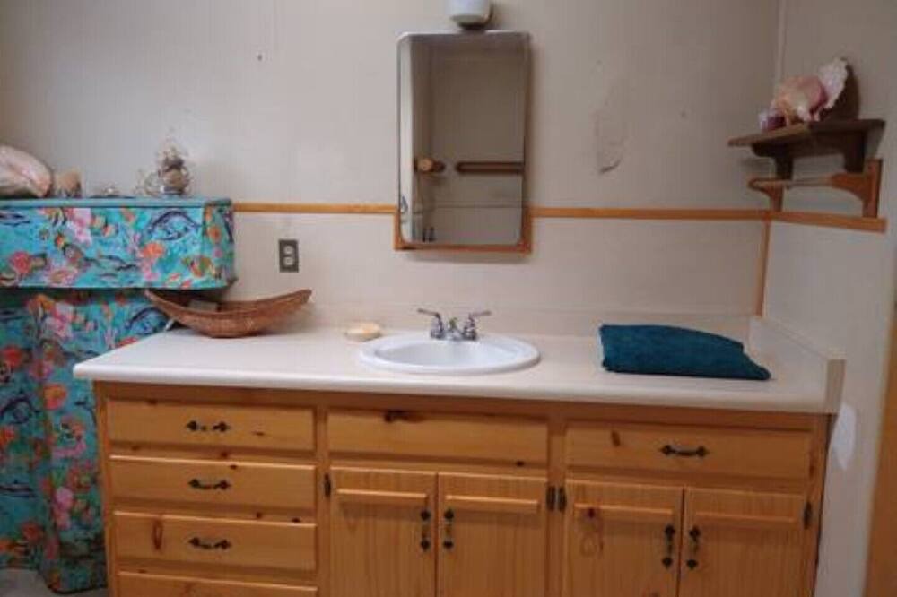 Photo of Bathroom in Kernville