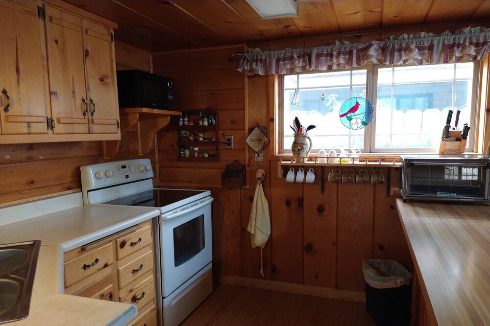 Photo of Kitchen in Kernville