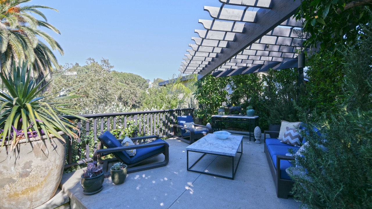 Photo of Outdoor in Beachwood Canyon