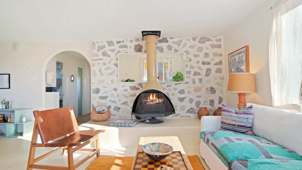 Photo of Livingroom in Landers