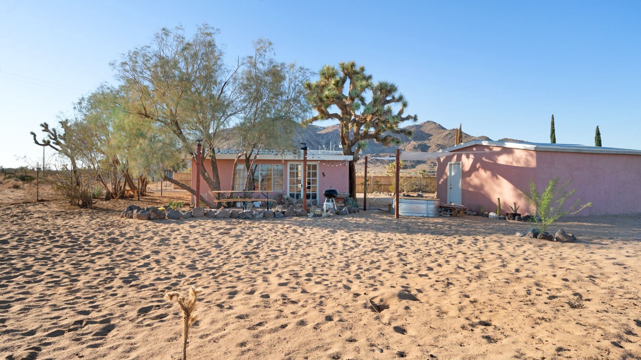 Photo of Outdoor in Landers