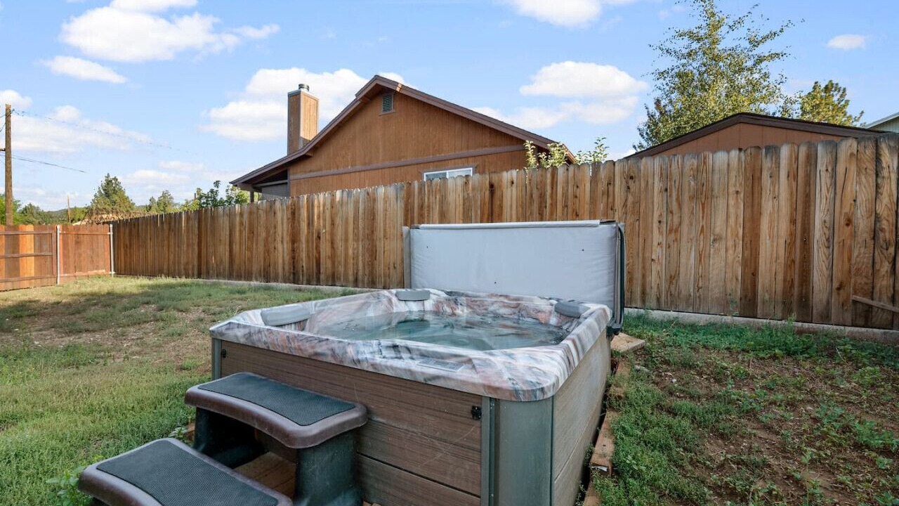 Photo of Outdoor in Woodlands