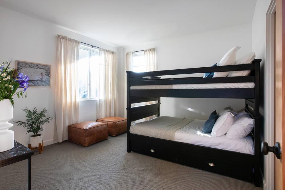 Photo of Bedroom in Point Loma Heights