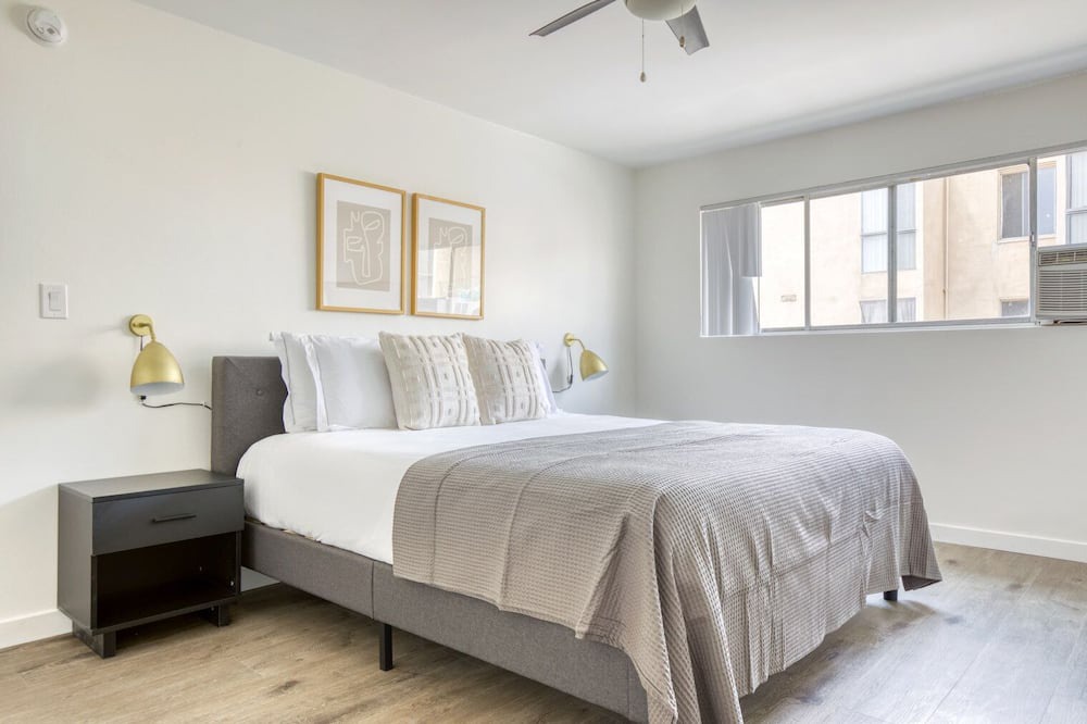 Photo of Bedroom in Valley Village