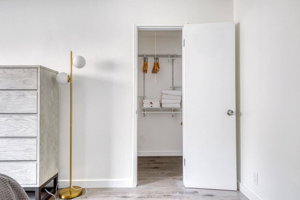 Photo of Bedroom in Valley Village