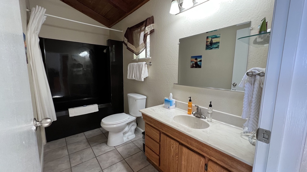 Photo of Bathroom in Timber Cove
