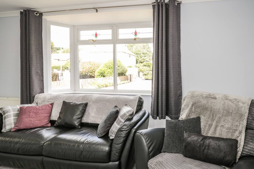 Photo of Livingroom in Portskewett