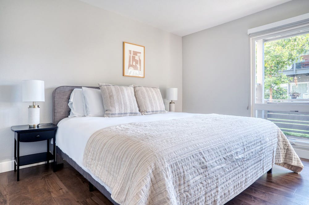 Photo of Bedroom in Foster City
