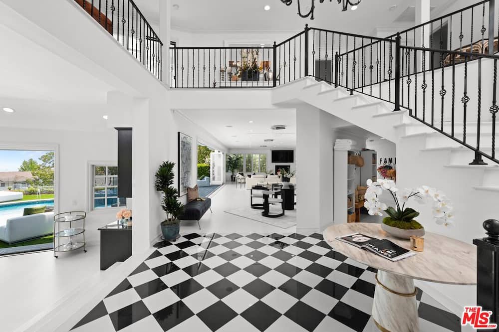 Photo of Livingroom in Pacific Palisades