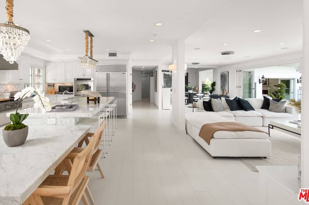 Photo of Bedroom in Pacific Palisades