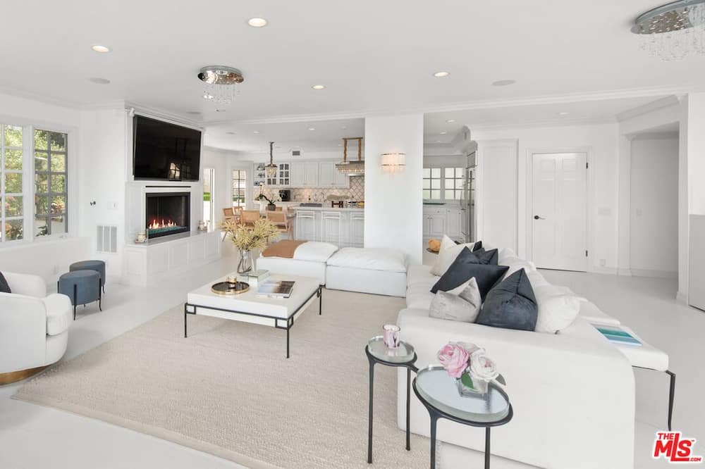 Photo of Livingroom in Pacific Palisades