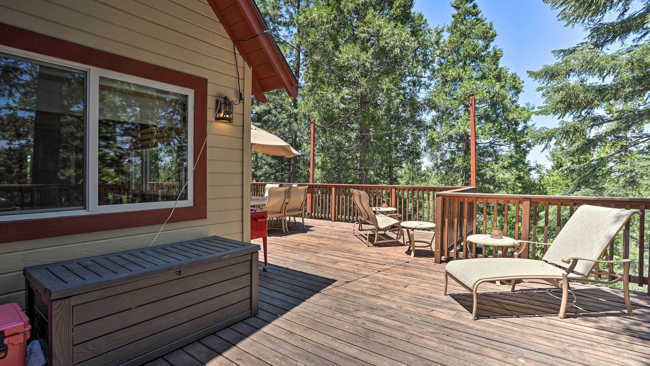 Photo of Patio Balcony in Blue Jay