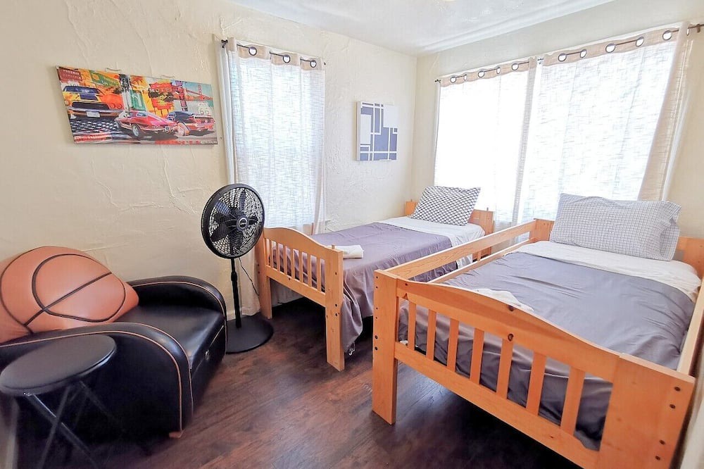 Photo of Bedroom in Vallejo