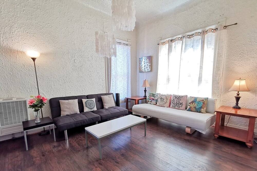 Photo of Livingroom in Vallejo