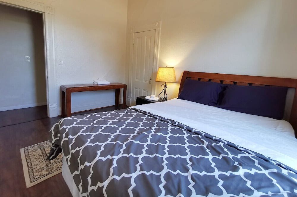 Photo of Bedroom in Vallejo