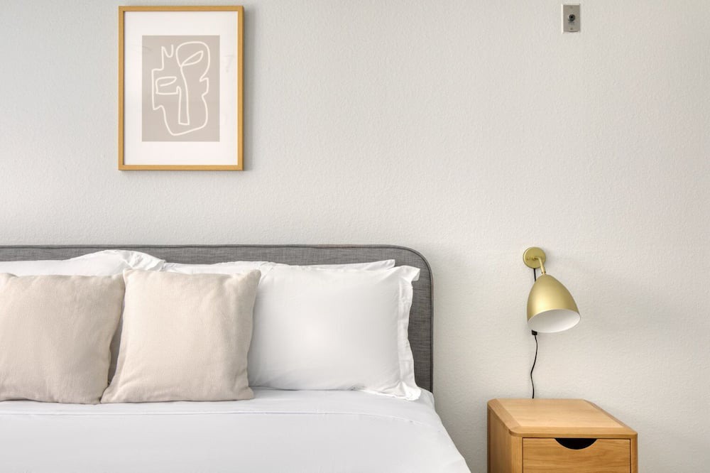 Photo of Bedroom in Sherman Oaks