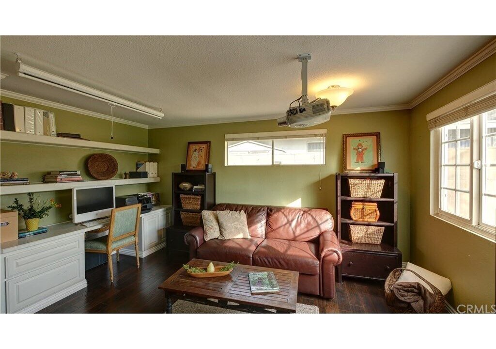 Photo of Livingroom in Yorba Linda
