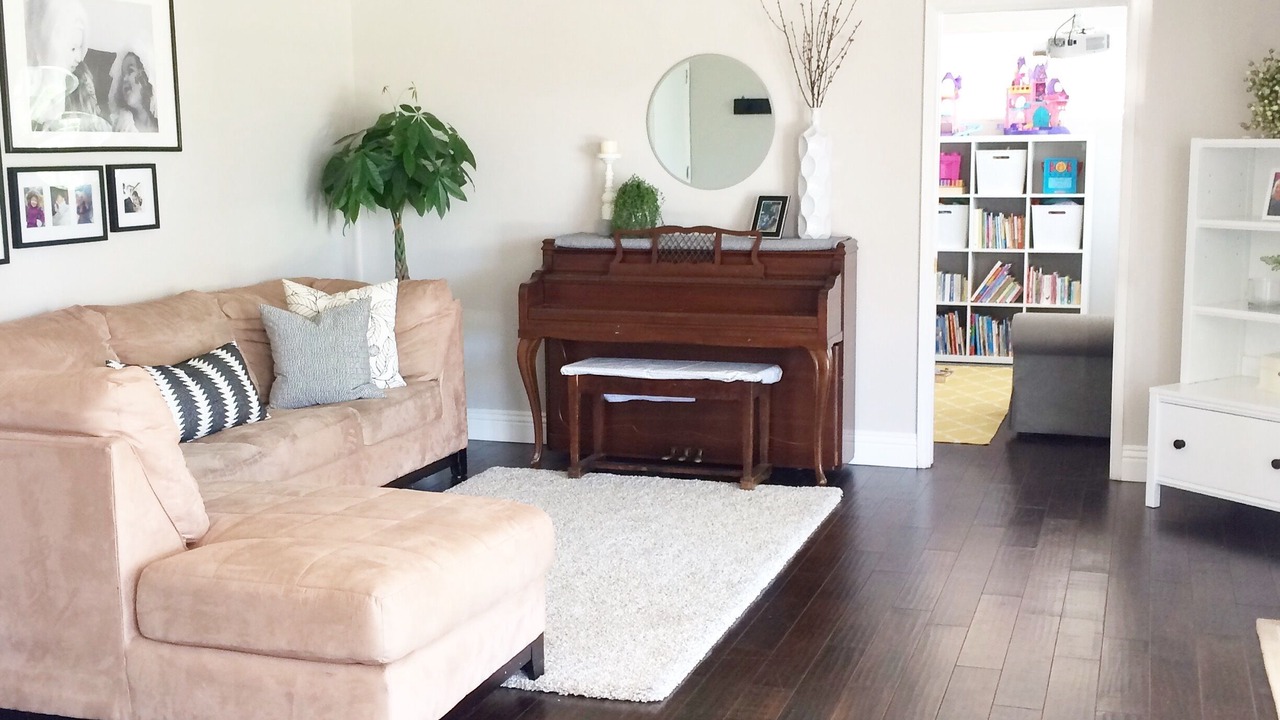 Photo of Livingroom in Yorba Linda