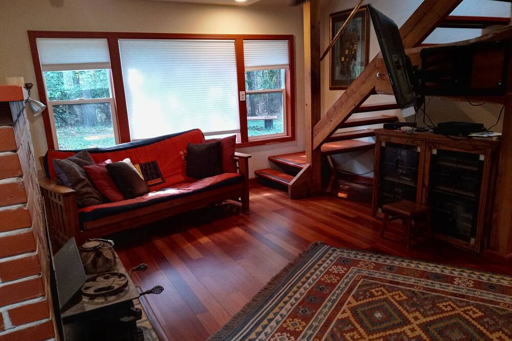 Photo of Livingroom in Georgetown