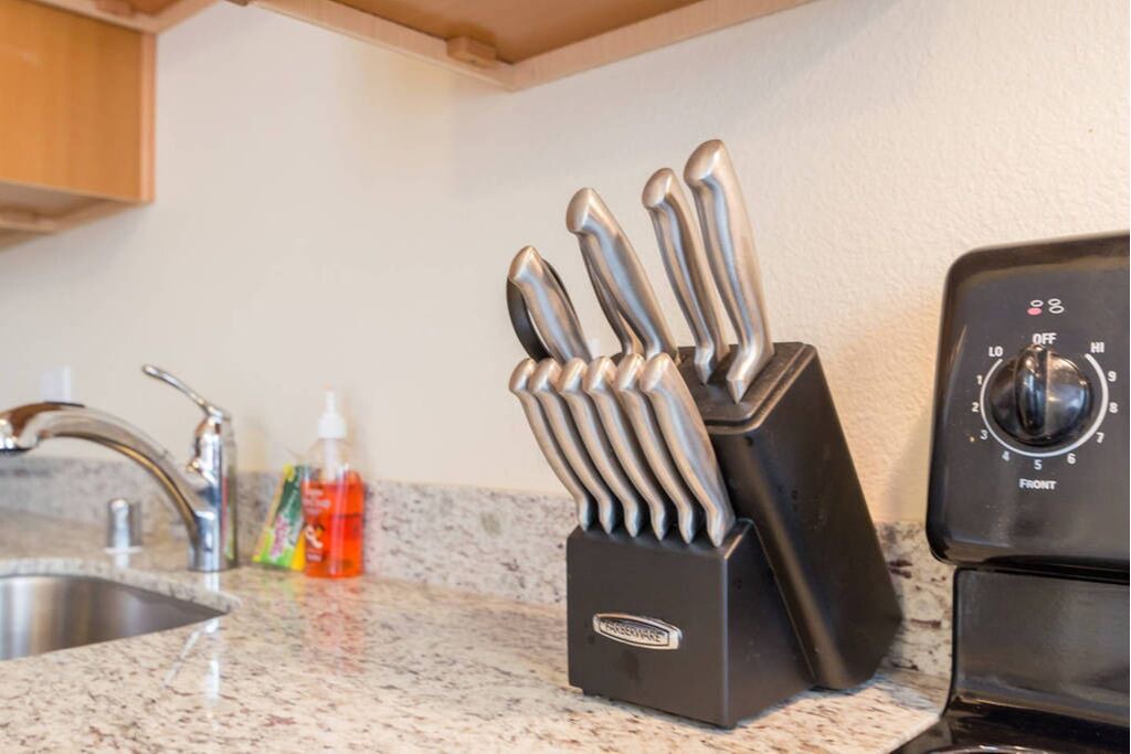 Photo of Kitchen in Newhall