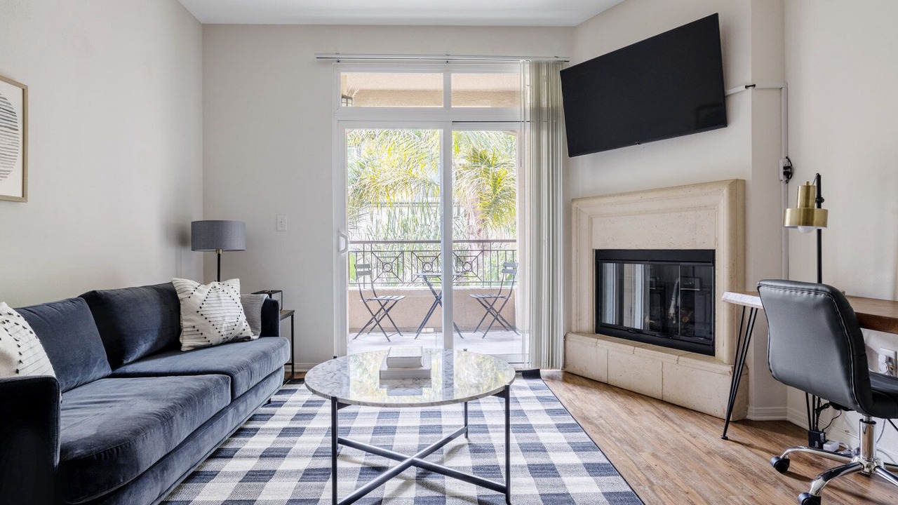 Photo of Livingroom in Los Angeles