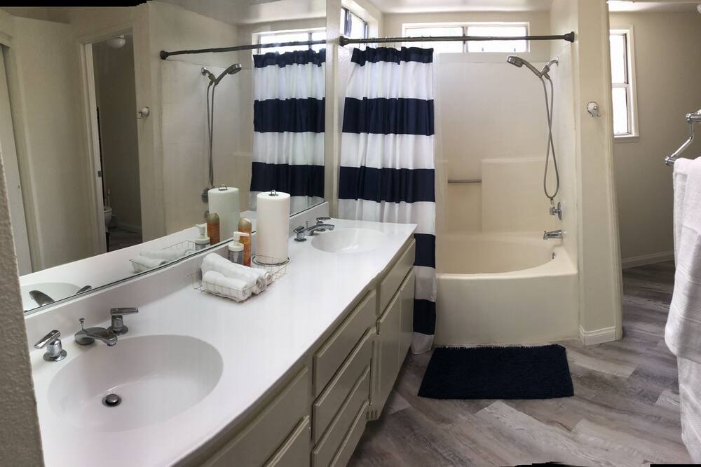 Photo of Bathroom in Fontana