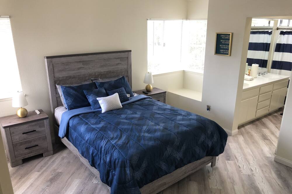 Photo of Bedroom in Fontana