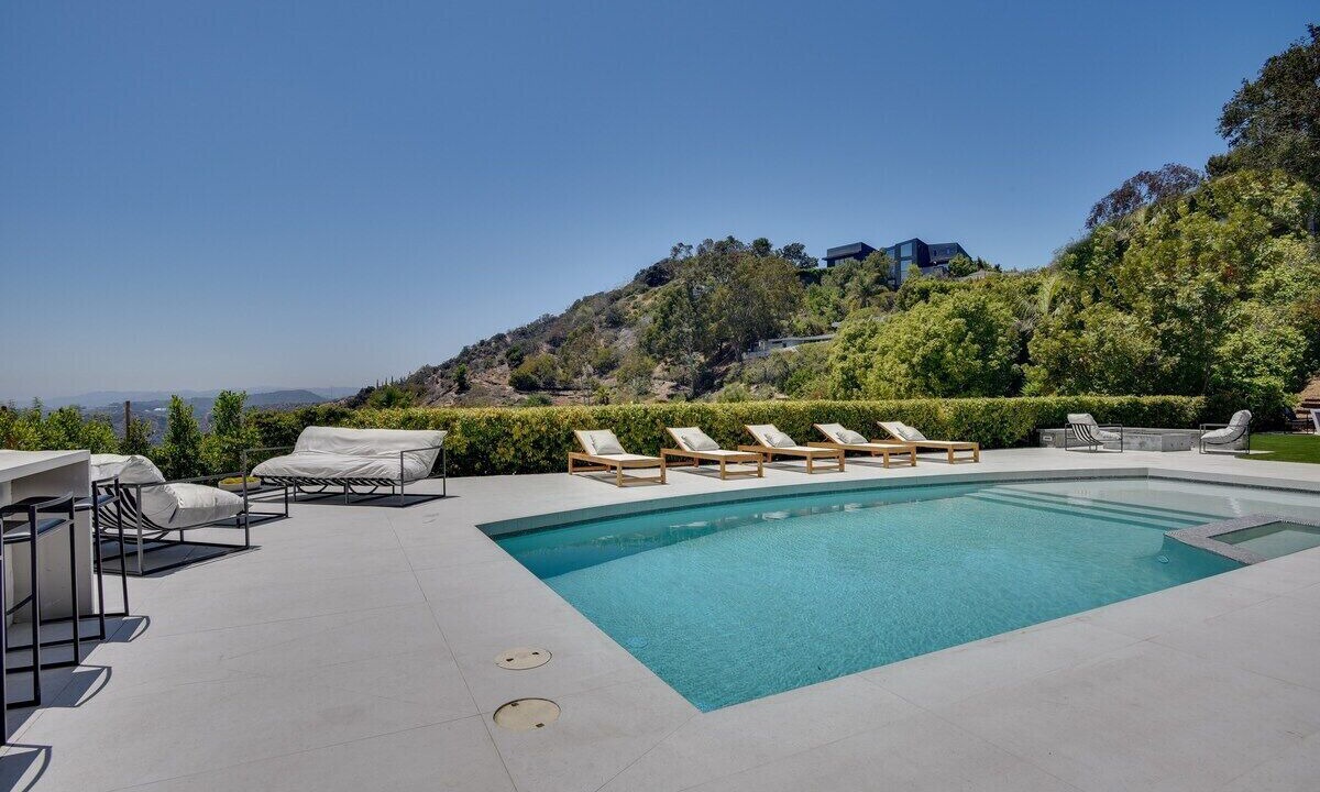 Photo of Outdoor in Beverly Hills
