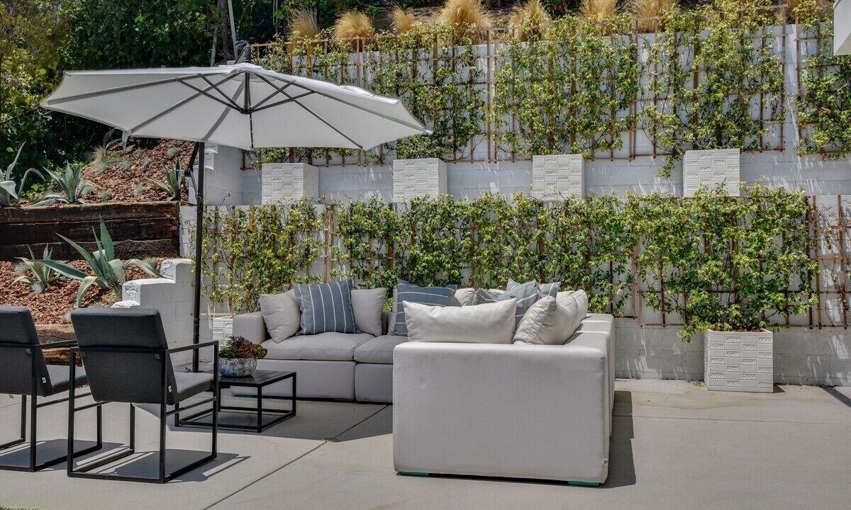 Photo of Outdoor in Beverly Hills