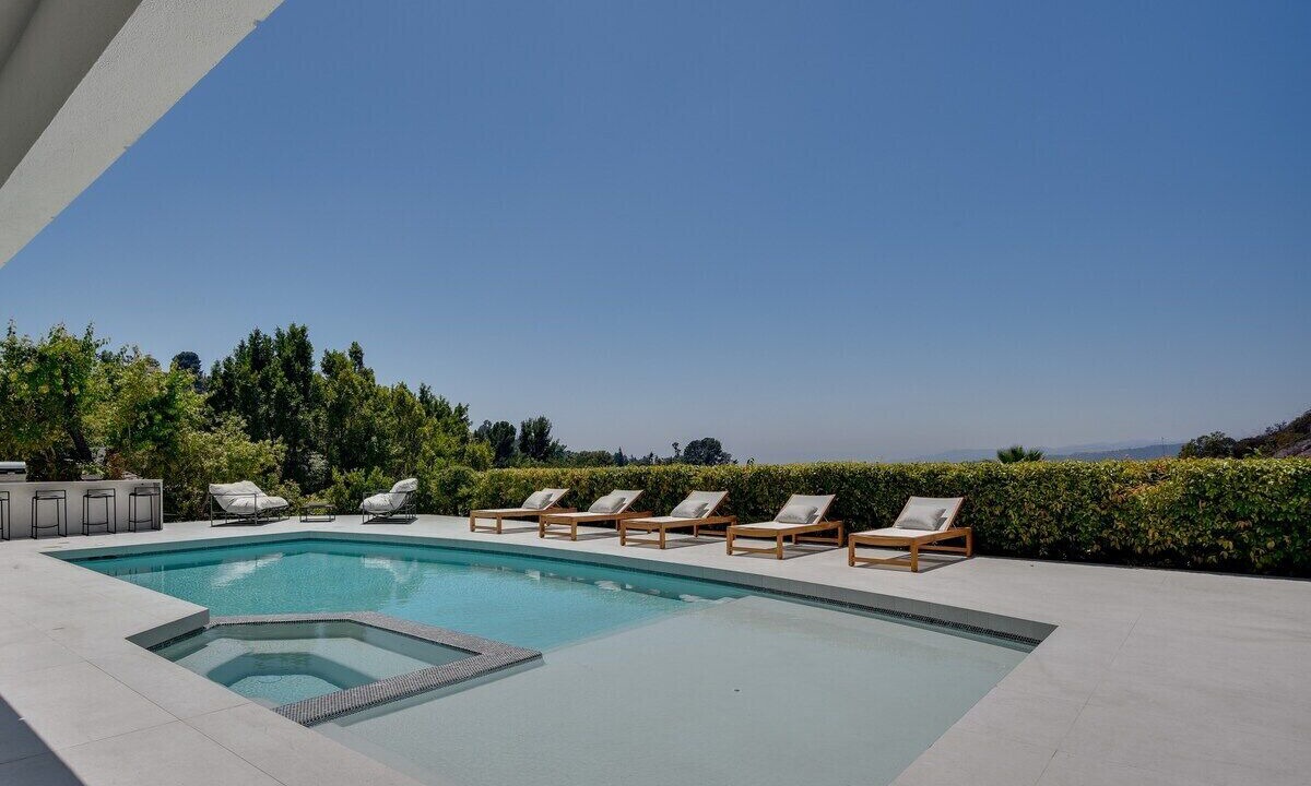 Photo of Outdoor in Beverly Hills