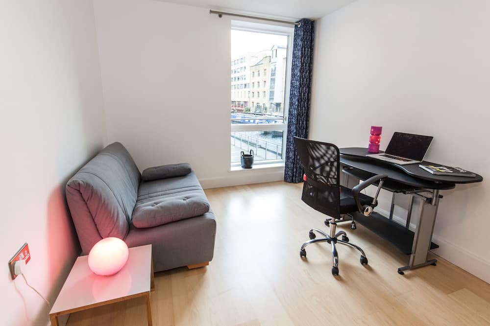 Photo of Bedroom in De Beauvoir