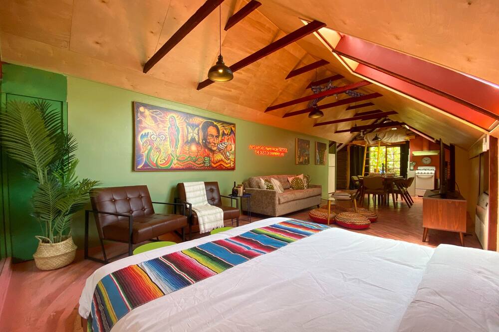 Photo of Bedroom in University Heights