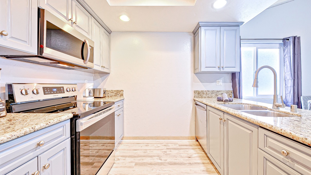 Photo of Kitchen in Balboa Peninsula