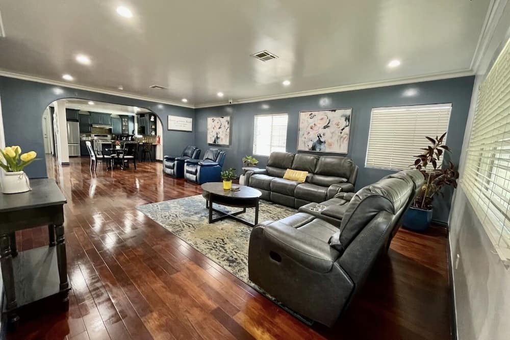 Photo of Livingroom in Rosemead
