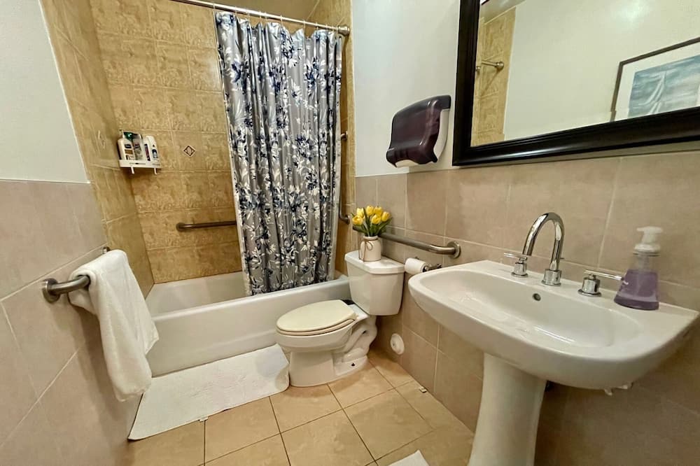 Photo of Bathroom in Rosemead