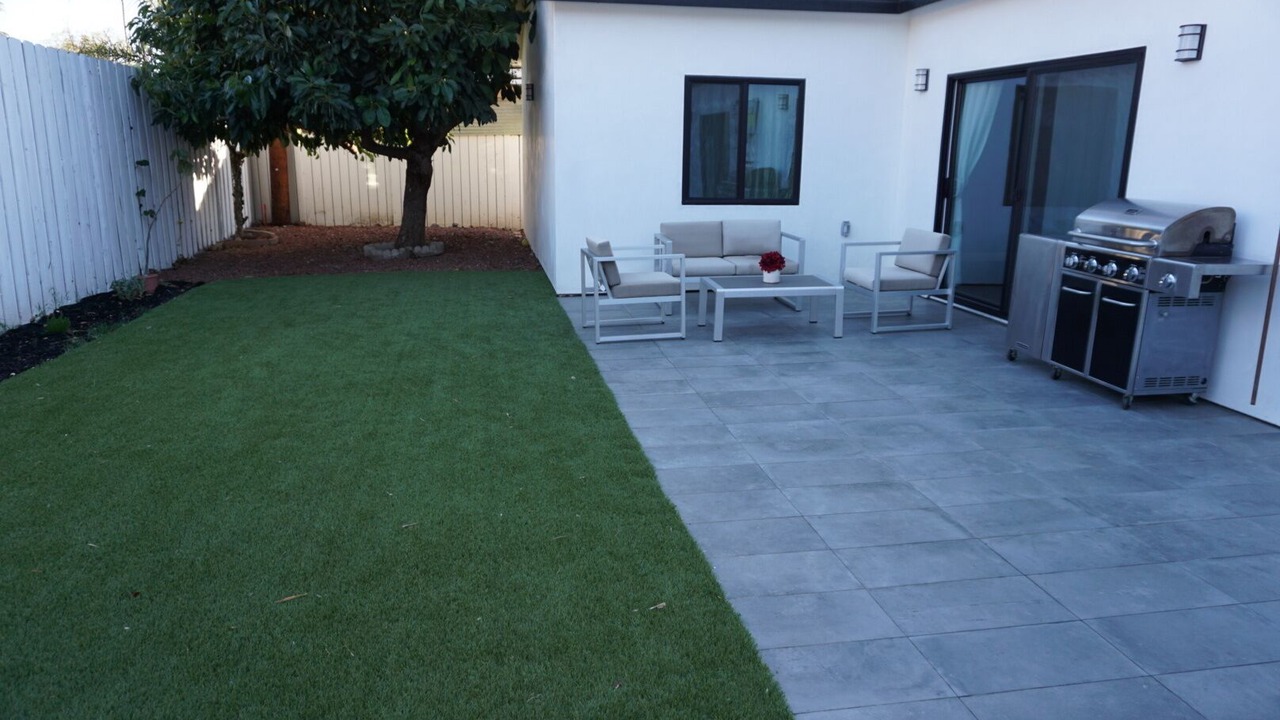 Photo of Patio Balcony in Lake Balboa