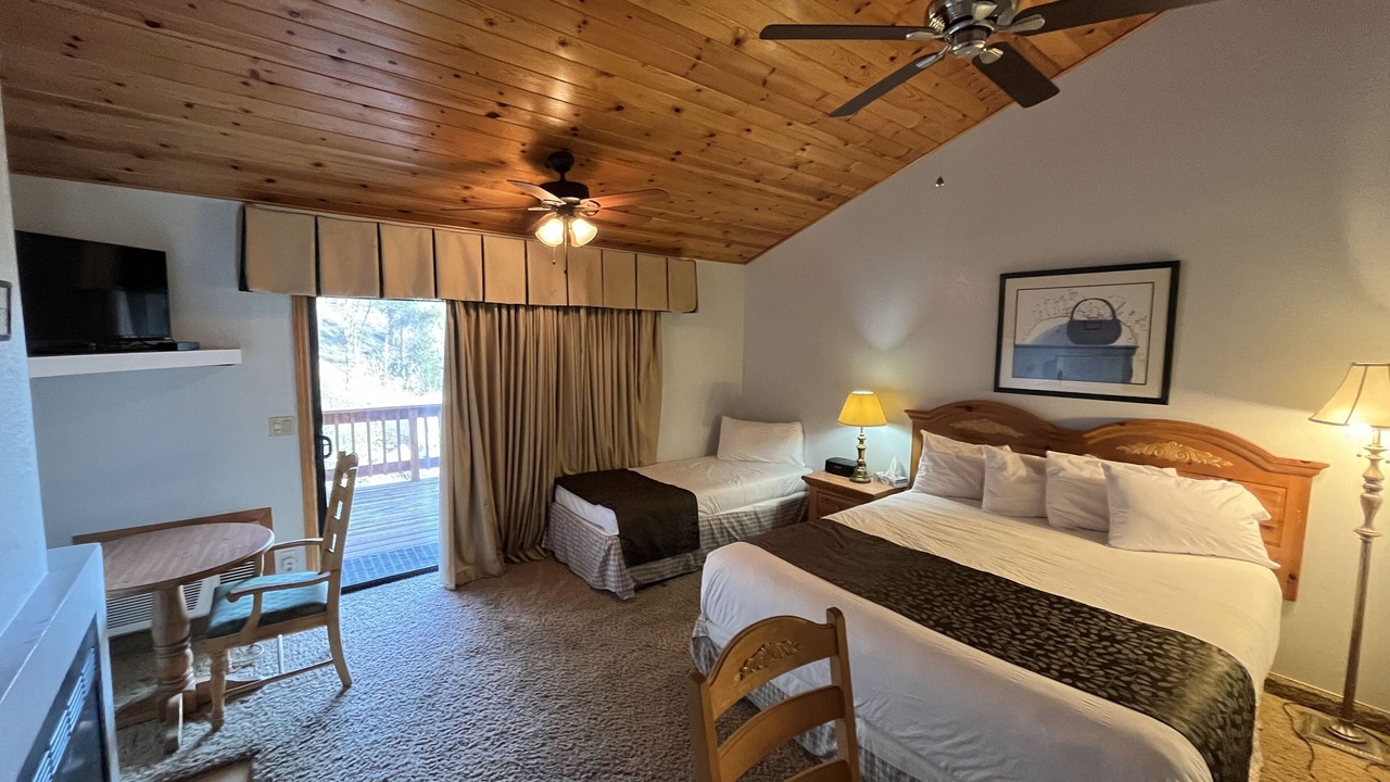 Photo of Bedroom in Kernville
