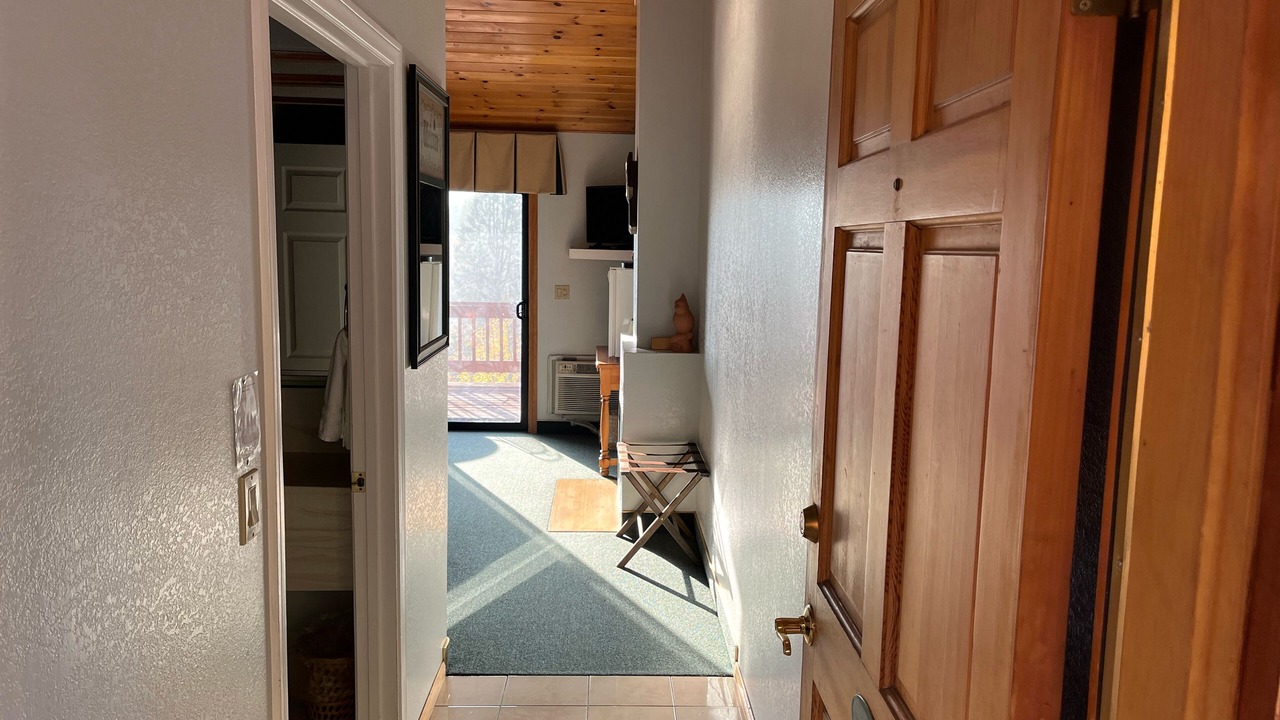 Photo of Bedroom in Kernville