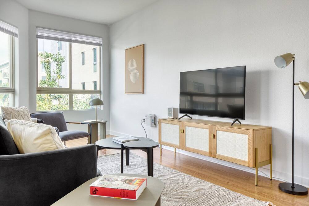 Photo of Livingroom in Little Tokyo