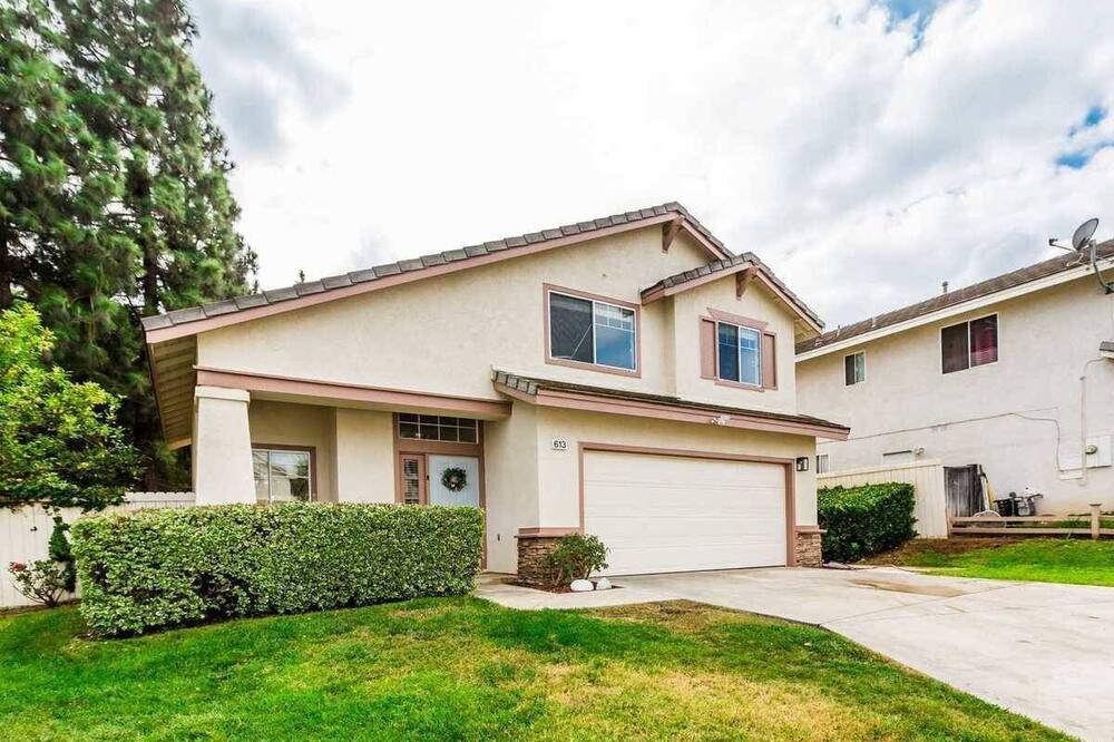 Photo of Outdoor in Corona