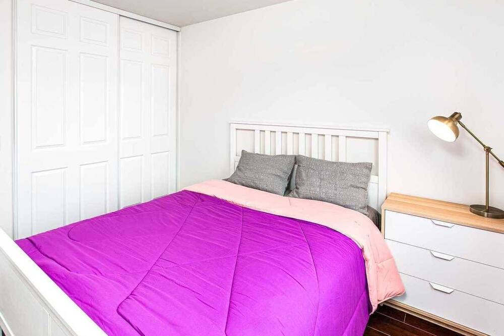Photo of Bedroom in Corona