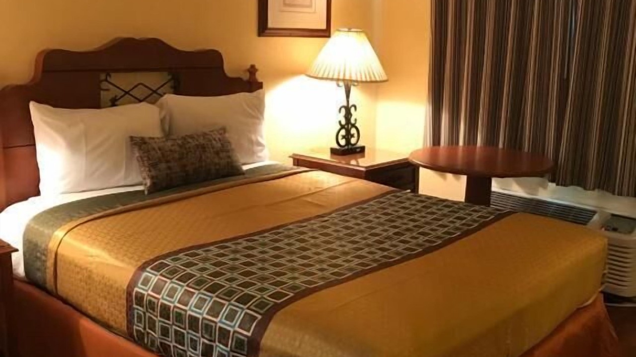 Photo of Bedroom in La Sierra