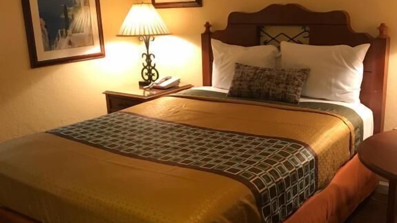 Photo of Bedroom in La Sierra