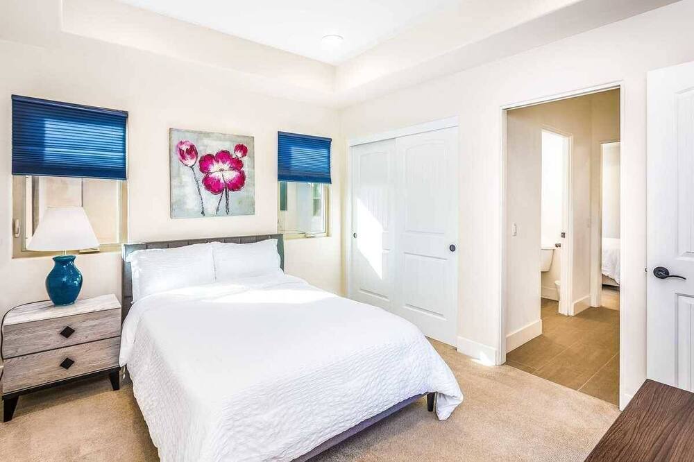 Photo of Bedroom in Azusa