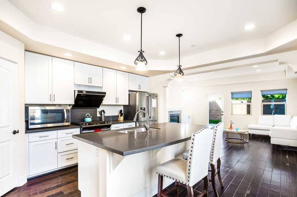 Photo of Kitchen in Azusa