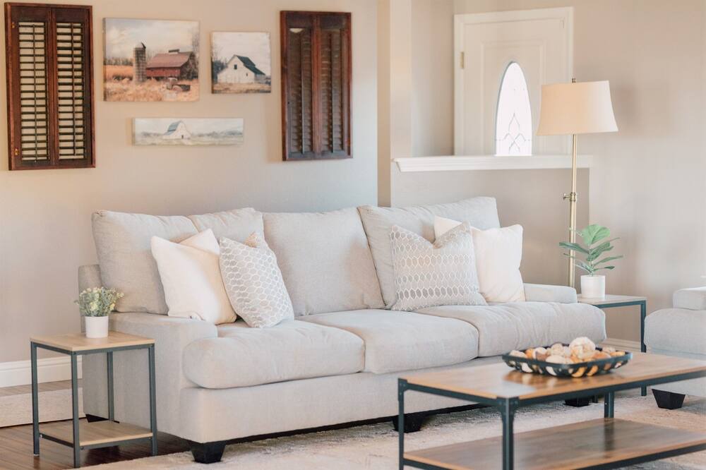 Photo of Bedroom in Templeton