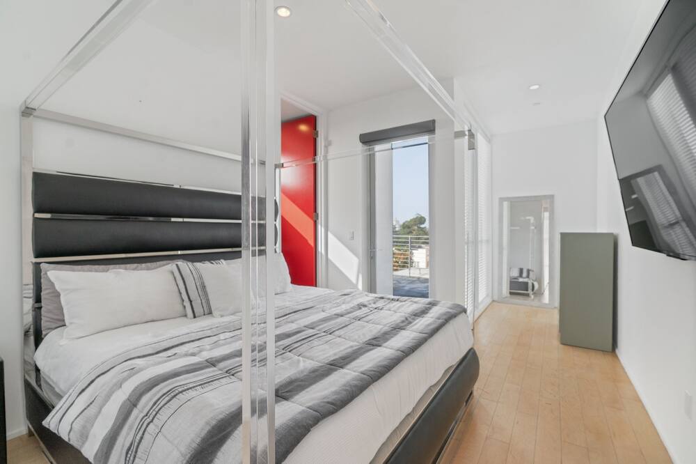 Photo of Bedroom in Larchmont