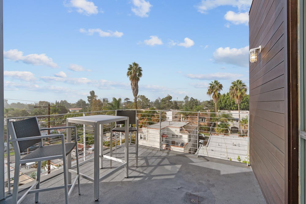 Photo of Patio Balcony in Larchmont